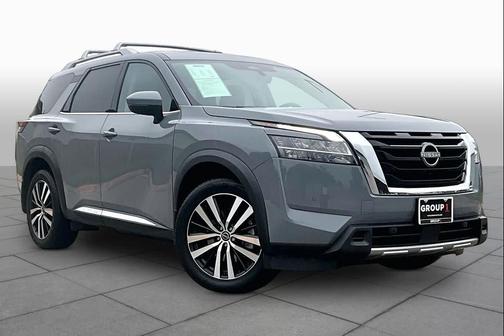 Boulder Gray Pearl 2023 Nissan Pathfinder Platinum 4WD