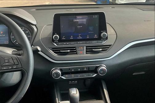 2025 Nissan Altima S FWD