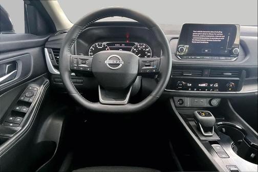 Super Black 2025 Nissan Rogue SV