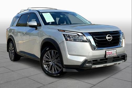 2023 Nissan Pathfinder SL 4WD