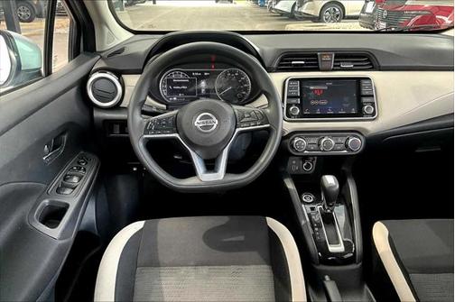 2021 Nissan Versa 1.6 SV