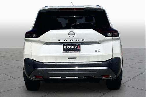 Pearl White Tricoat 2023 Nissan Rogue SL