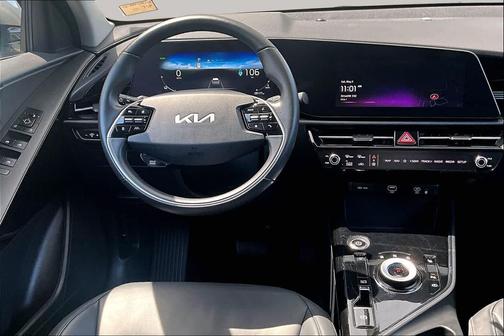 Steel Gray 2024 Kia Niro EV Wind
