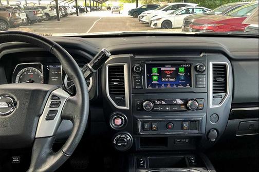 2019 Nissan Titan SL