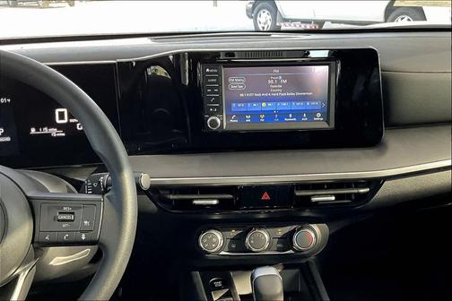 2025 Nissan Kicks S