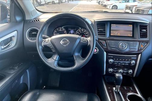 2014 Nissan Pathfinder SL