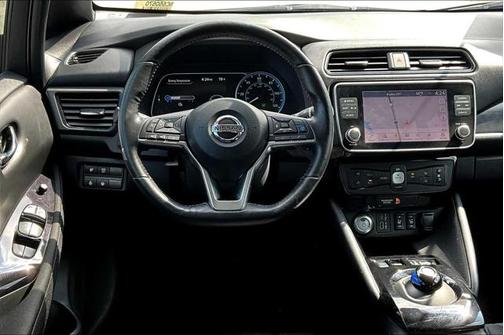 2022 Nissan Leaf SV 40 kWh