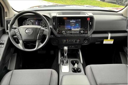 2025 Nissan Frontier S