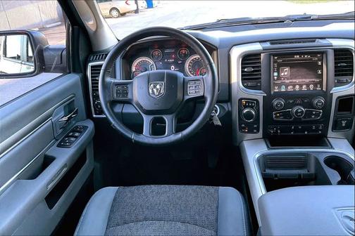 2016 RAM 1500 Big Horn