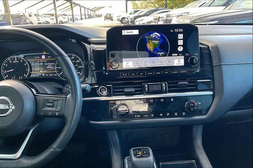 2023 Nissan Pathfinder SL FWD