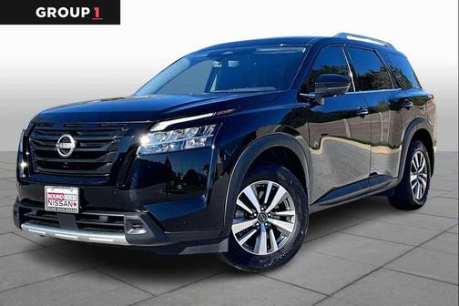 2023 Nissan Pathfinder SL FWD