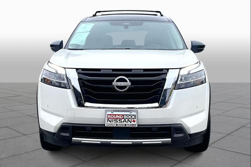 2024 Nissan Pathfinder Platinum FWD