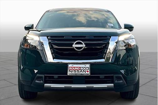 2025 Nissan Pathfinder Platinum 4WD