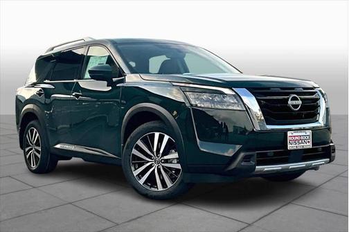 2025 Nissan Pathfinder Platinum 4WD