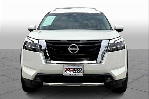 2023 Nissan Pathfinder SL FWD