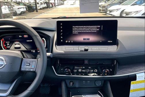 Obsidian Green 2026 Nissan Rogue Platinum