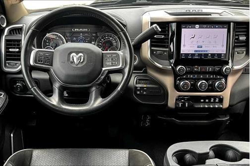 2022 RAM 2500 Laramie Crew Cab 4x4 6'4' Box