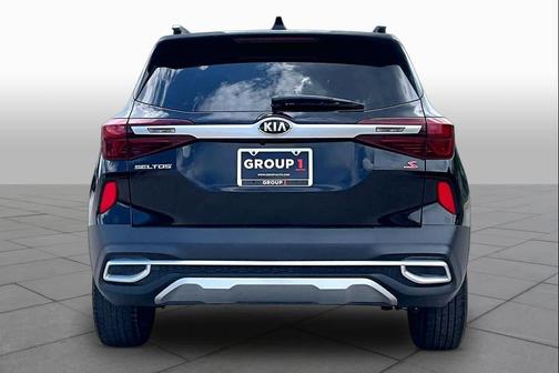 Cherry Black 2021 Kia Seltos S