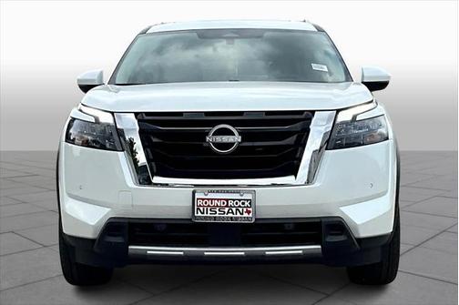 2025 Nissan Pathfinder Platinum 4WD