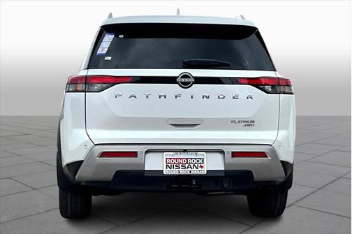 2025 Nissan Pathfinder Platinum 4WD