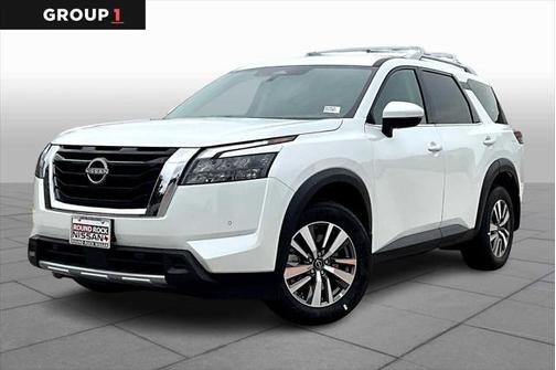 2025 Nissan Pathfinder SL FWD