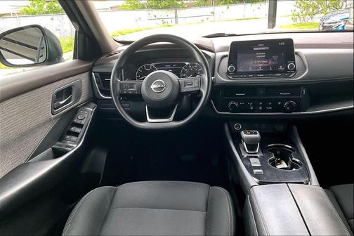 Gun Metallic 2023 Nissan Rogue S