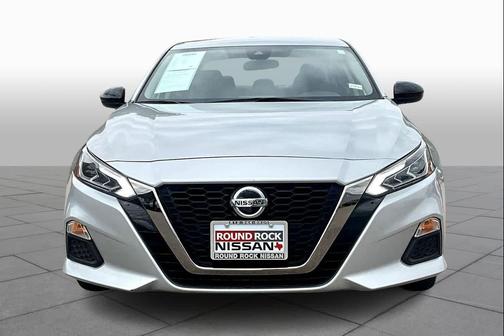 2022 Nissan Altima SR FWD