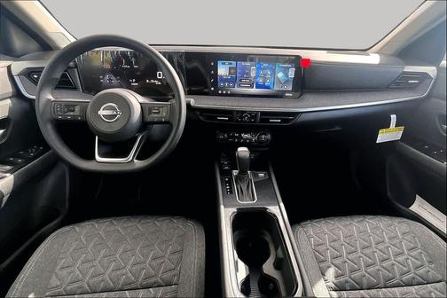 Gun Metallic 2027 Nissan Kicks SV