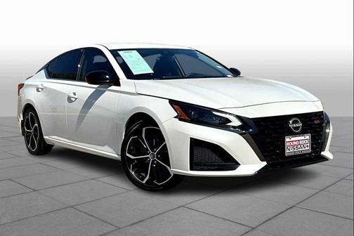 2023 Nissan Altima SR FWD