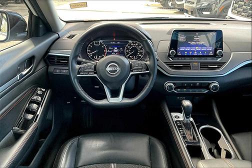 2023 Nissan Altima SR FWD