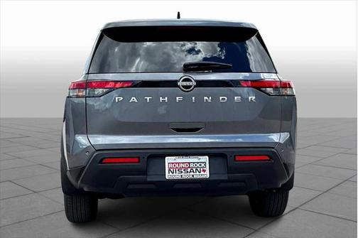 2025 Nissan Pathfinder S FWD