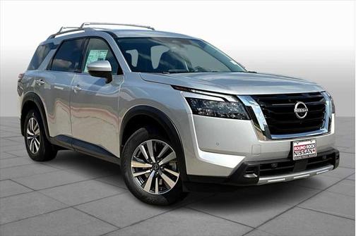 2025 Nissan Pathfinder SL FWD