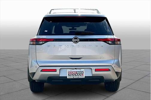2025 Nissan Pathfinder SL FWD