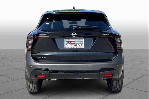 2025 Nissan Kicks SV
