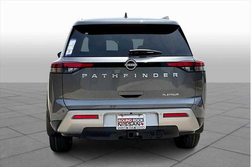 2025 Nissan Pathfinder Platinum FWD