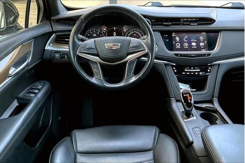 2019 Cadillac XT5 Platinum