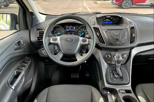 2016 Ford Escape S