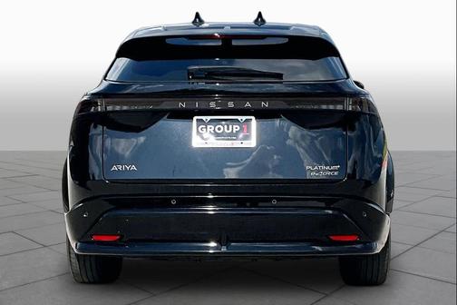 Black Diamond Pearl 2024 Nissan ARIYA PLATINUM+