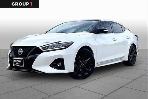 Pearl White Tricoat 2023 Nissan Maxima SR Xtronic CVT