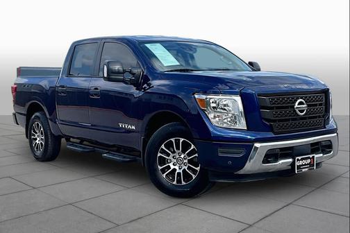 Deep Blue Pearl Metallic 2022 Nissan Titan SV