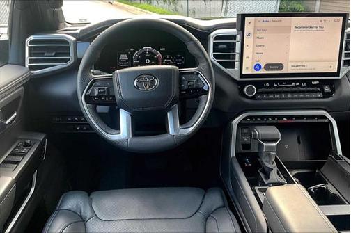 2025 Toyota Sequoia Platinum