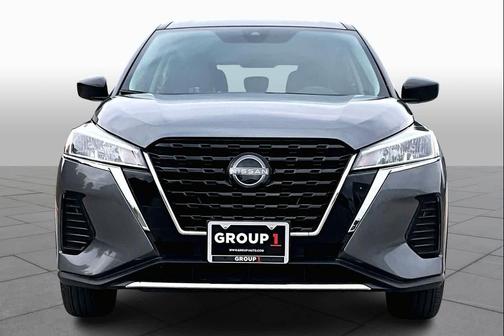 Gun Metallic 2024 Nissan Kicks S