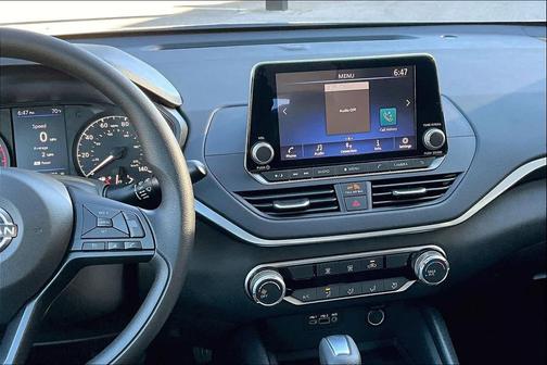 2025 Nissan Altima S FWD