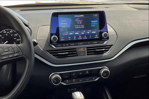 2025 Nissan Altima S FWD