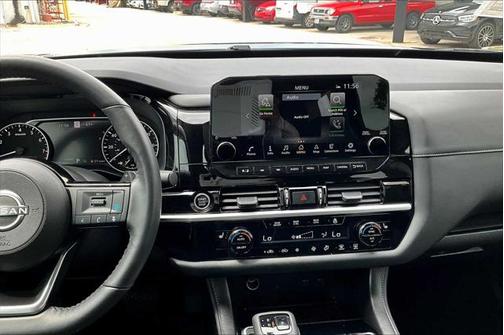 2024 Nissan Pathfinder SL FWD