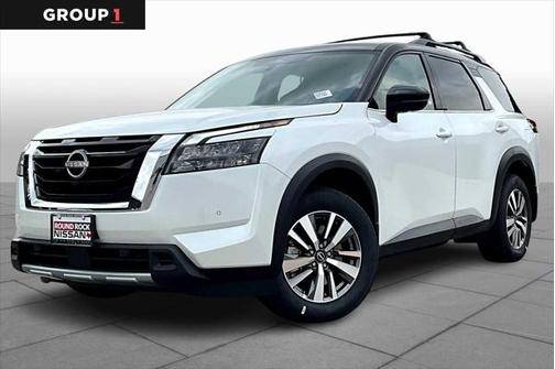 2025 Nissan Pathfinder SL 4WD