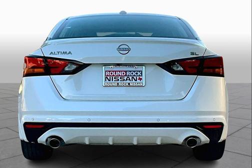 2025 Nissan Altima SL FWD