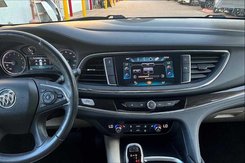 2018 Buick Enclave Essence