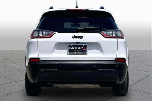 Bright White Clearcoat 2019 Jeep Cherokee Altitude
