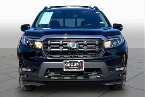 Crystal Black Pearl 2024 Honda Ridgeline RTL